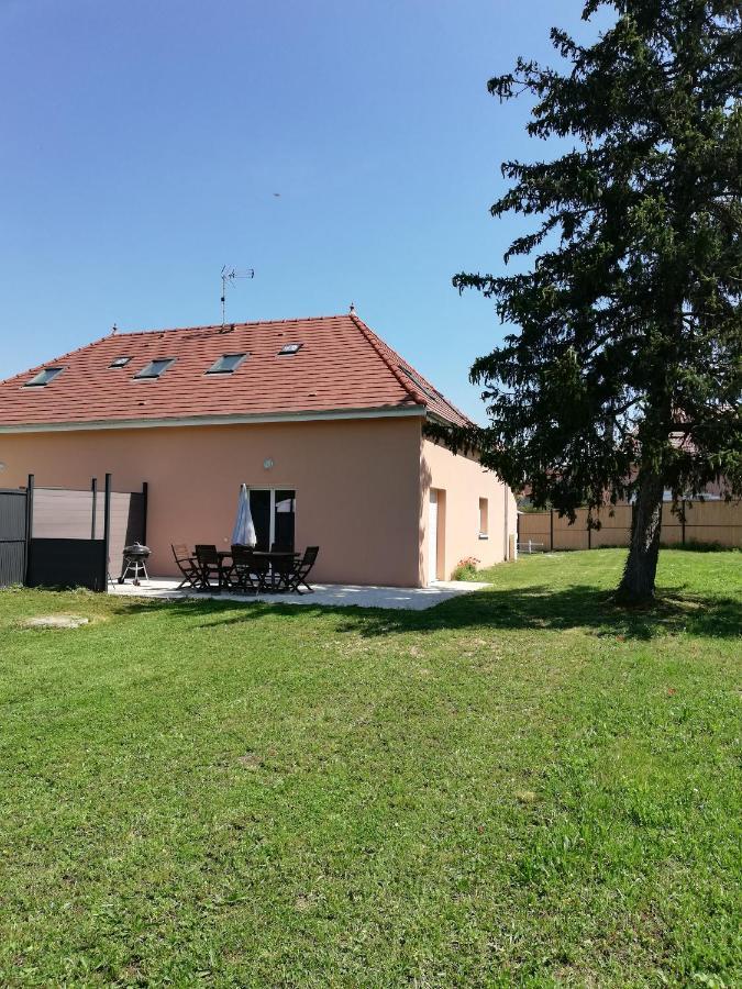 Villa * Maison Aux Portes De Troyes En Champagne * Sainte-Maure Exterior foto