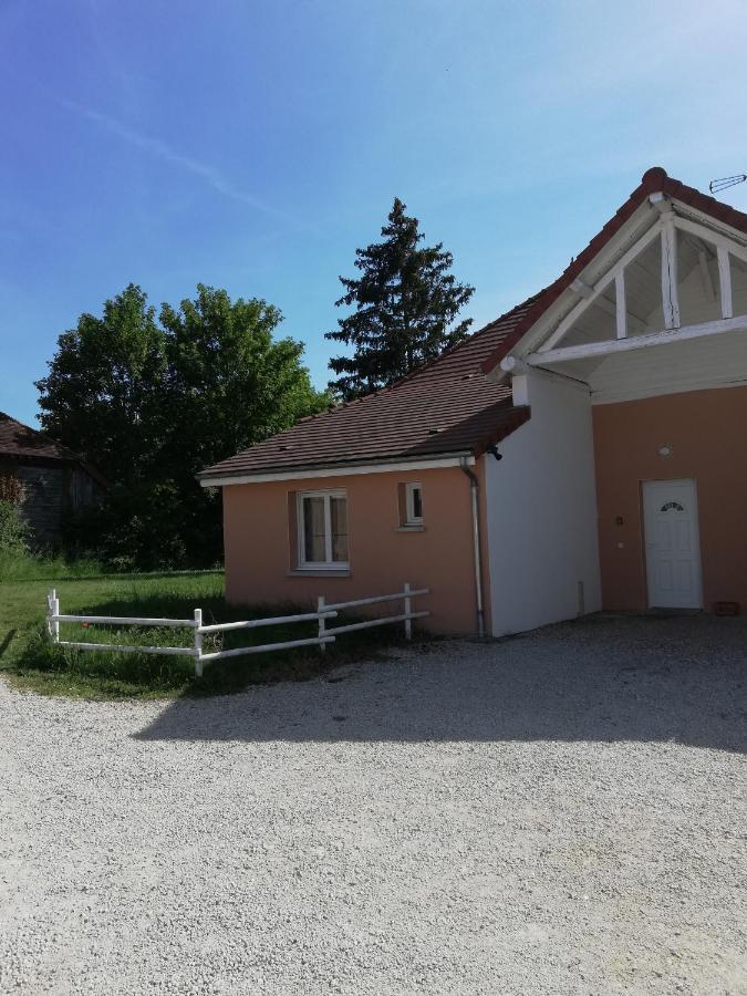 Villa * Maison Aux Portes De Troyes En Champagne * Sainte-Maure Exterior foto